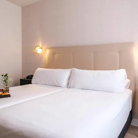 Hotel Cisneros-2